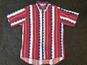 Vintage Wrangler Pearl Snap Short Sleeve Aztec Size Large Red Western Cowboy